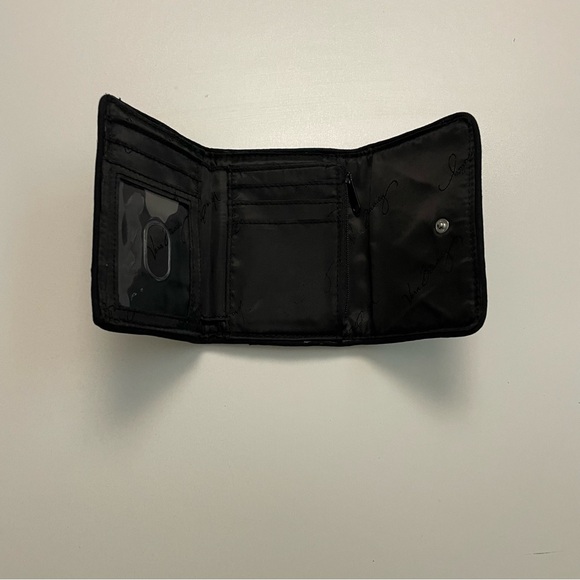 Vera Bradley Petite Trifold Wallet Mini Concerto Flower Floral Black Cream Ivory - Picture 4 of 11